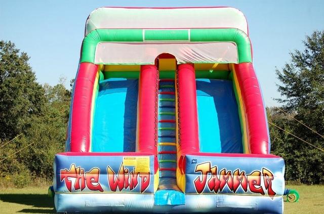 22' High Windjammer Dry Slide 22' High Windjammer Dry Slide